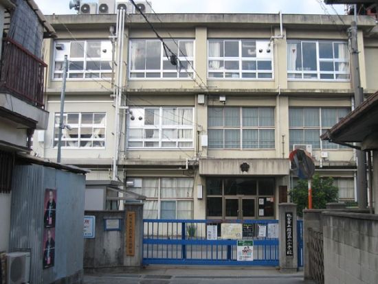 枚方市立殿山第二小学校の画像