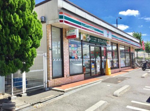 セブンイレブン 足立花畑8丁目店の画像