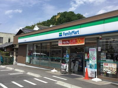 ファミリーマート おごと温泉店の画像