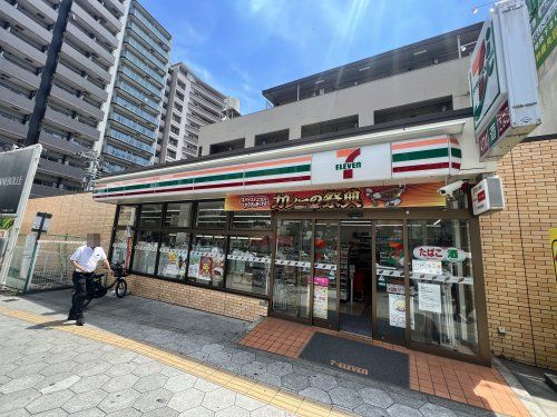 セブンイレブン 大阪鶴橋駅西店の画像