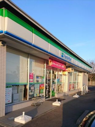 ファミリーマート 伊勢崎波志江町店の画像