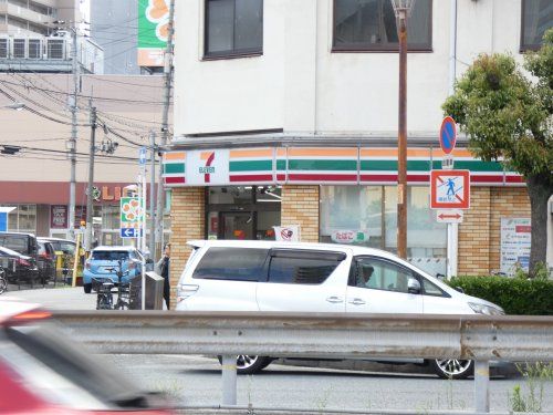 セブンイレブン 大阪大国町駅北店の画像