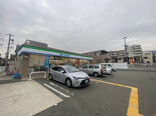 ファミリーマート 神戸住吉宮町二丁目店の画像