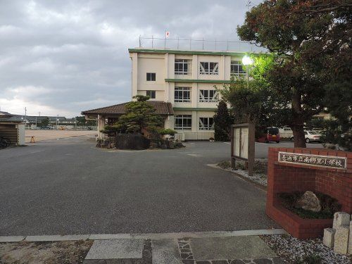 長浜市立南郷里小学校の画像