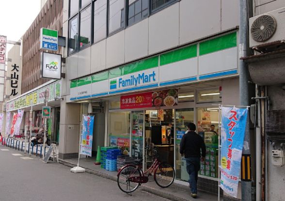 ファミリーマート スバル京阪千林店の画像