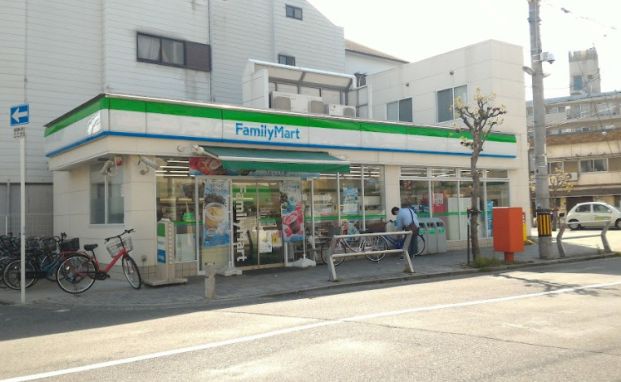 ファミリーマート 川端寺内町店の画像