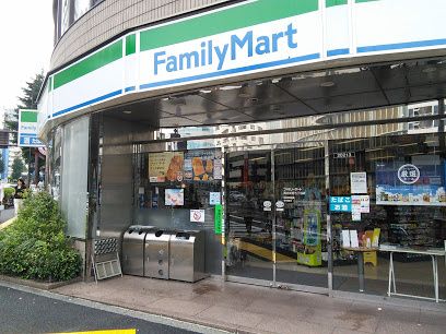 ファミリーマート 西五反田七丁目店の画像