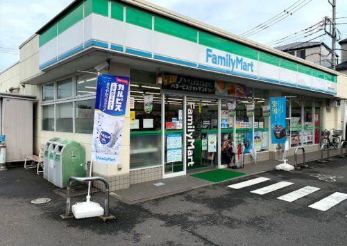ファミリーマート 練馬石神井町店の画像