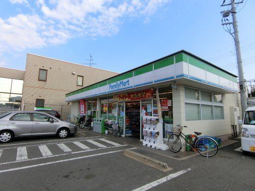 ファミリーマート 堺草尾店の画像