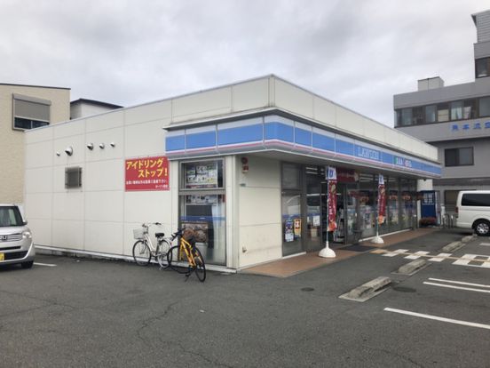ローソン 堺石津町三丁店の画像