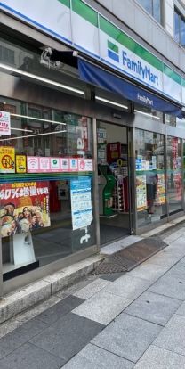 ファミリーマート 新狭山駅前店の画像