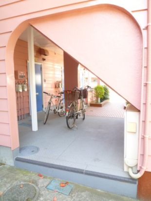 敷地内無料自転車置き場の画像