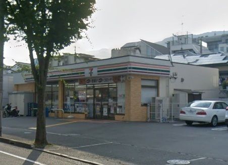 セブンイレブン 西宮北夙川通り店の画像