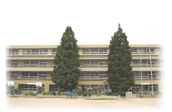 西宮市立鳴尾小学校の画像