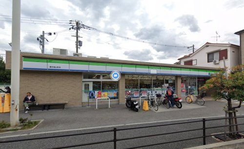 ファミリーマート 豊中城山町店の画像