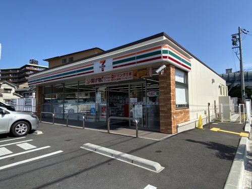 セブンイレブン 大津螢谷店の画像