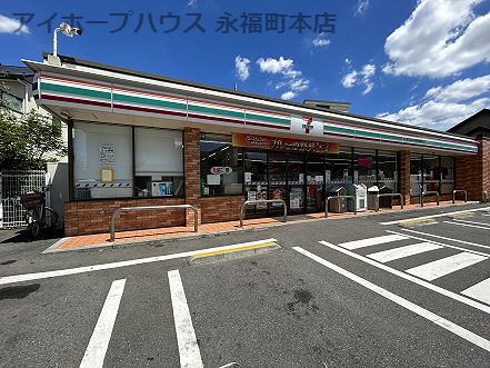 セブンイレブン高井戸東五日市街道店の画像