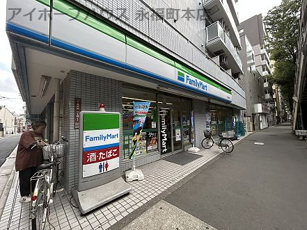 ファミリーマート　下高井戸店の画像