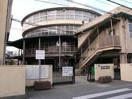 八尾市立曙川中学校の画像