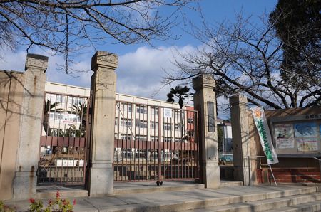 神戸市立雲中小学校の画像