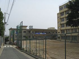 神戸市立葺合中学校の画像