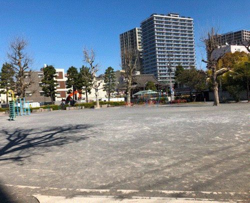 東神奈川公園の画像