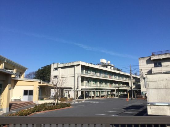 三尻小学校の画像