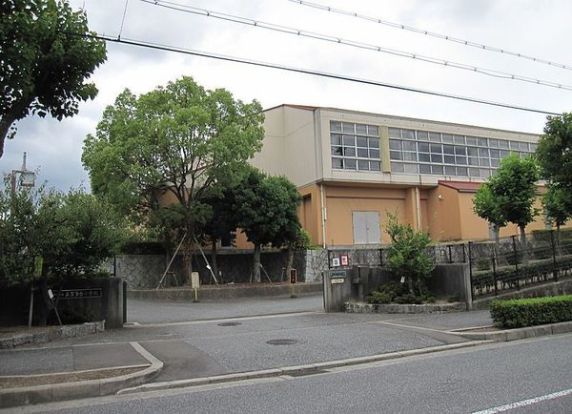 神戸市立美賀多台小学校の画像