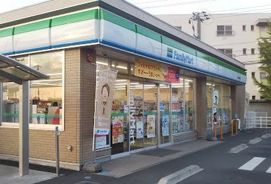 ファミリーマート 倉敷西富井店の画像