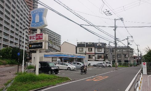 ローソン 守口大日東町店の画像