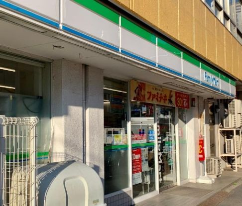 ファミリーマート サンズ田端新町店の画像