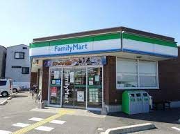 ファミリーマート 四條畷中野西店の画像