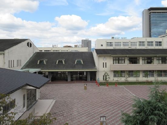 桃園小学校の画像