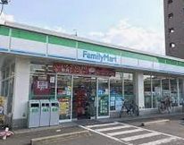 ファミリーマート 児玉西店の画像