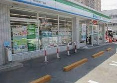 ファミリーマート 黒川本通五丁目店の画像