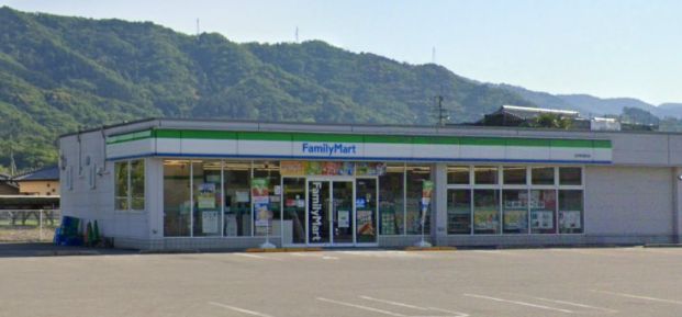 ファミリーマート石井町浦庄店の画像