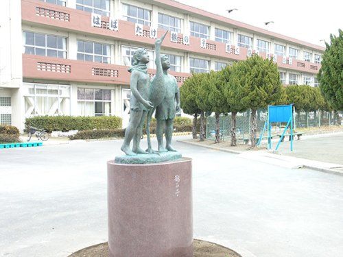 鶴沢小学校の画像