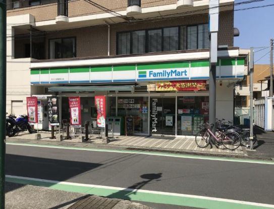 ファミリーマート 向ケ丘遊園南口店の画像