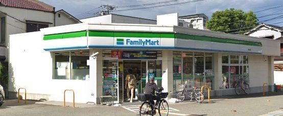 ファミリーマート 常光寺店の画像