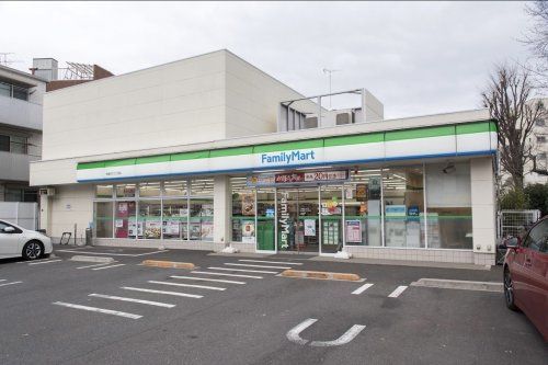 ファミリーマート 板橋坂下三丁目店の画像