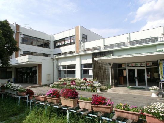 栗東市立葉山小学校の画像