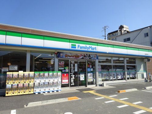 ファミリーマート 四條畷中野店の画像