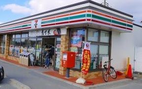 セブンイレブン 木津州見台1丁目店の画像