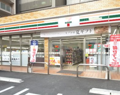 セブン-イレブン 吹田江坂町１丁目店の画像