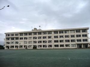 藤沢市立中里小学校の画像