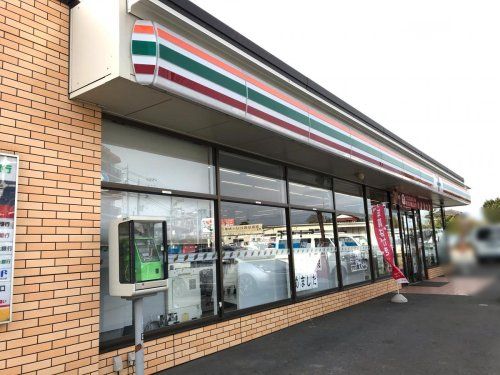 セブンイレブン 藤沢宮原店の画像