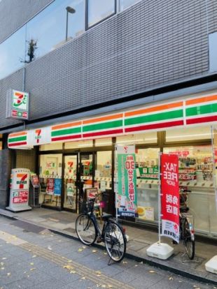 セブンイレブン 台東蔵前2丁目店の画像