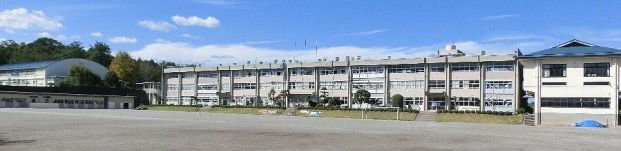 富岡市立西中学校の画像