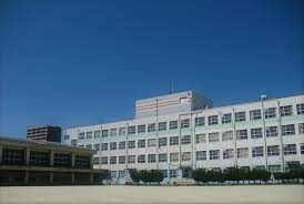 名古屋市立港楽小学校の画像