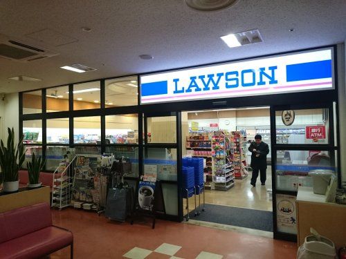 ナチュラルローソン 武蔵野赤十字病院店の画像